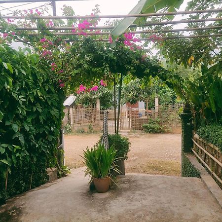 Nongkhiaw Meexok Guesthouse מראה חיצוני תמונה