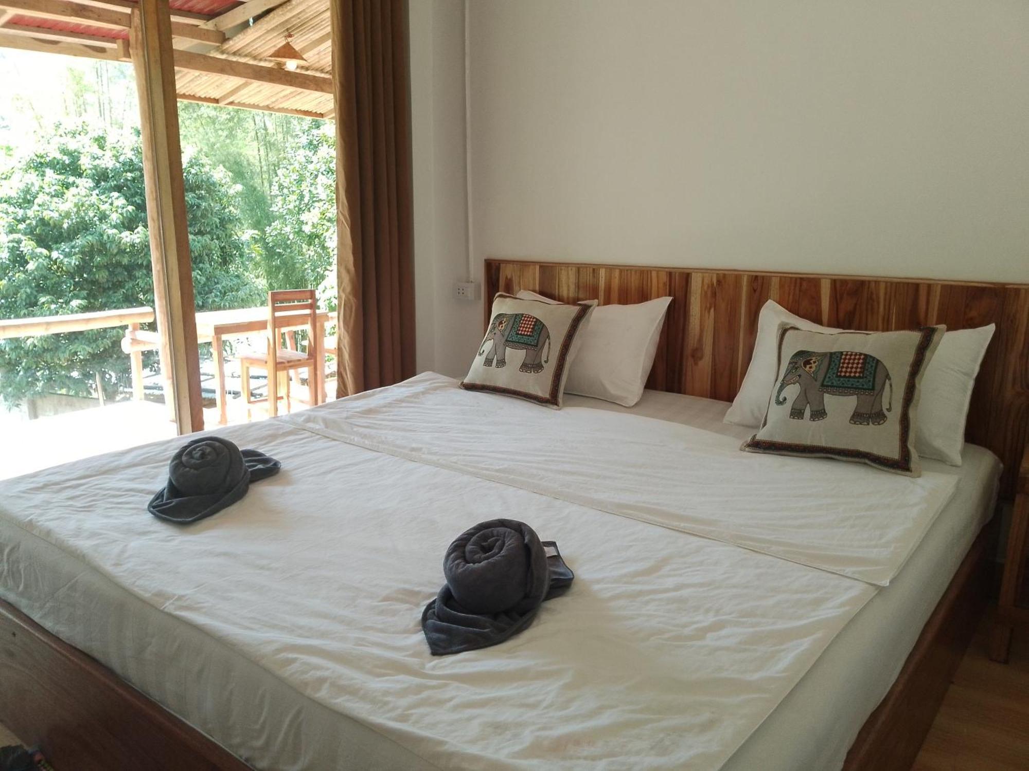 Nongkhiaw Meexok Guesthouse מראה חיצוני תמונה