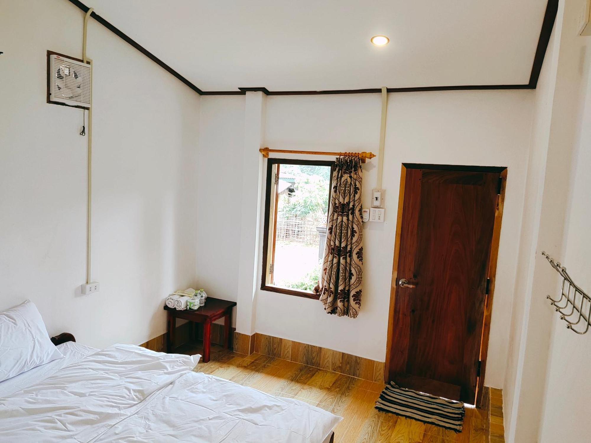 Nongkhiaw Meexok Guesthouse מראה חיצוני תמונה
